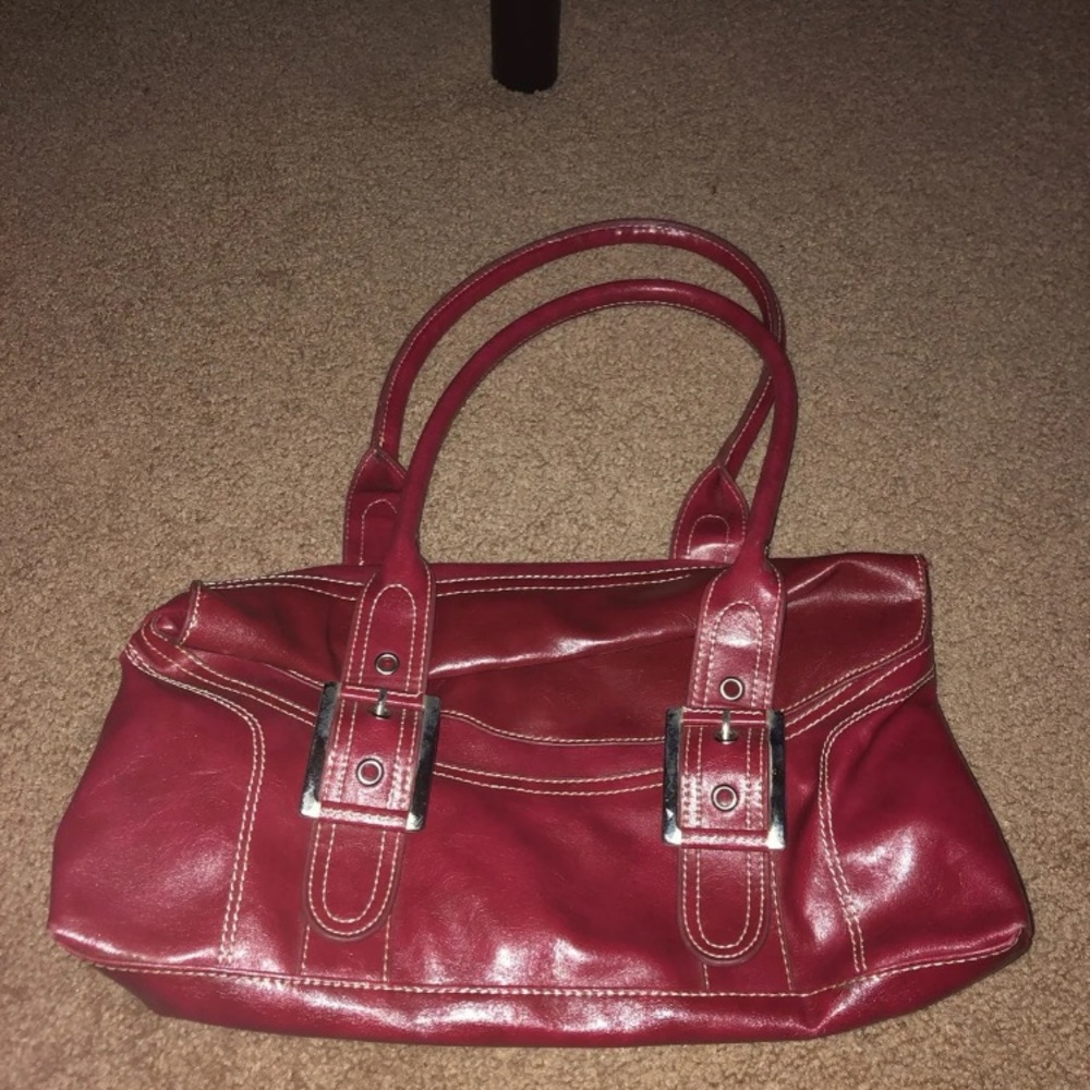 Nine Wear Purse .